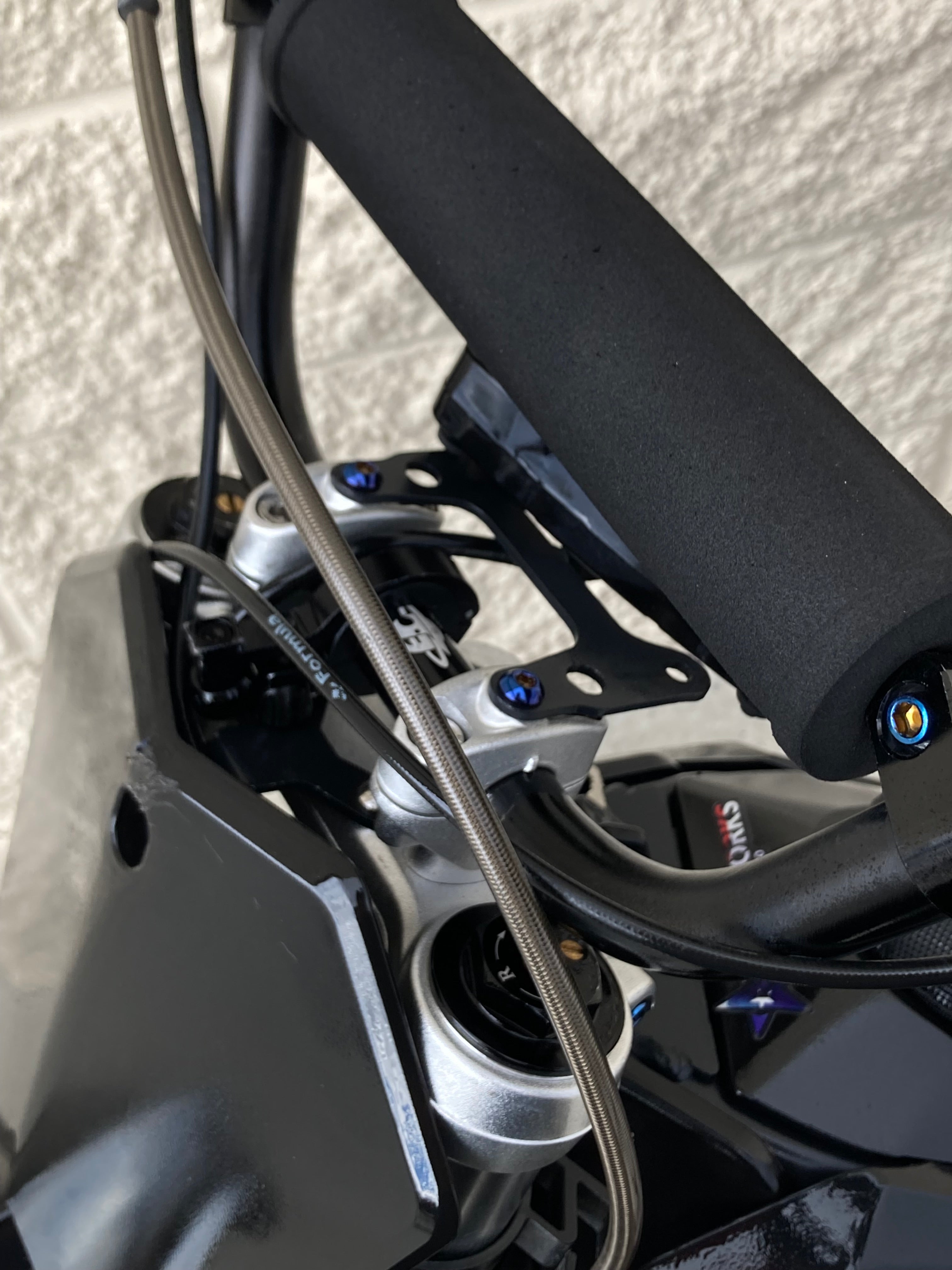 RTR titanium bolt kit