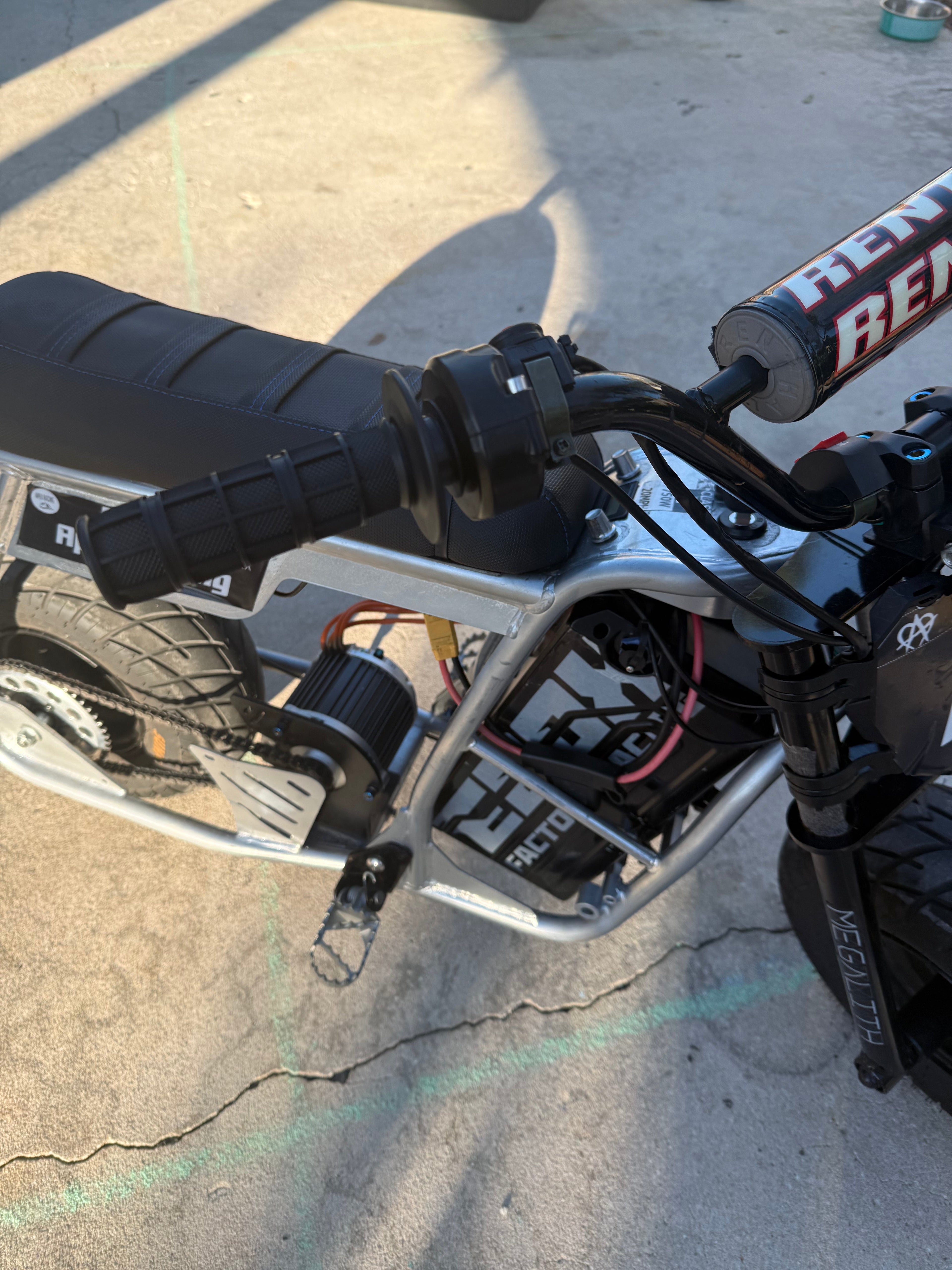 Ebox Plug and Play Surron Throttle